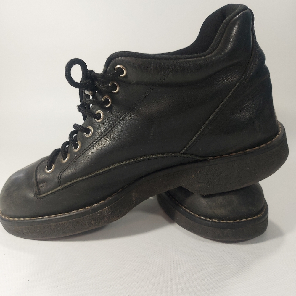 Roots Black Leather Hiking Chuka Mens Boots, Size 9.5